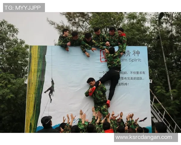 学校篮球明星文化墙展示青春活力与团队精神的魅力之旅